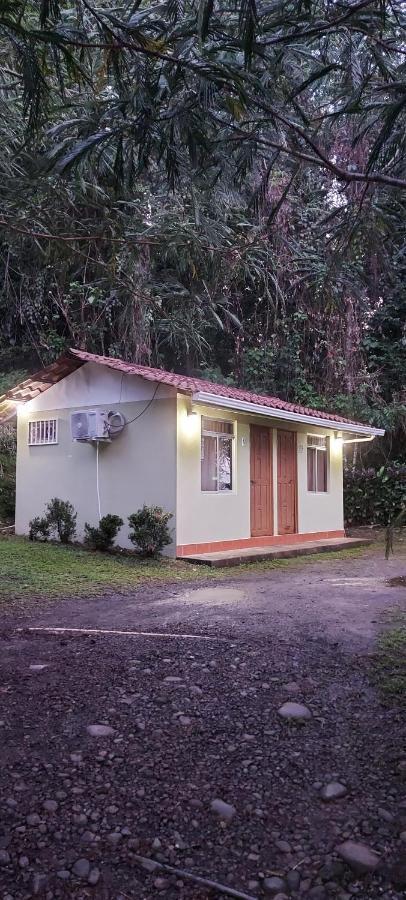 Hostal Y Cabinas Anita-And Rafting Tour! Siqurres Da Alegria Екстериор снимка